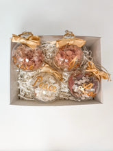 Load image into Gallery viewer, Personalised 10cm Glass Baubles with Dried Flowers – The Perfect Christmas Gift
