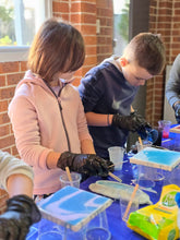 Load image into Gallery viewer, Resin Workshop for Kids [Sydney]
